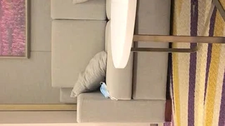 热辣的家庭自制视频,让继妹的屁股被操