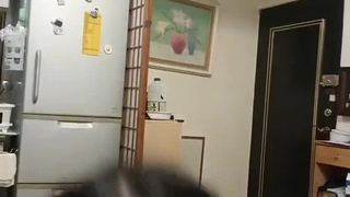 新人美女下海！和炮友操逼大秀！浴室洗澡，抓起大屌吸吮，翘起蜜桃美臀